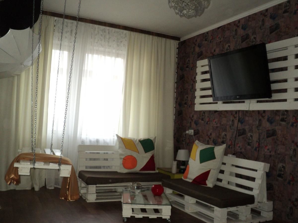 Апартаменты Apartment on Vasylia Stusa St, 10 Белая Церковь-4